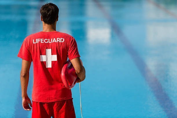 There will be a Lifeguard Certification class held at the Klaas-Jonas Pool! Dates: August 8, 11, 12 (must attend all dates and have at least 3 individuals registered) Time: 9:00am to 4:00pm  Cost: $250 can be paid at the pool in cash or check Location: Klaas-Jonas Pool Must be 15 years of age and be able to swim! Contact Ann Huppert for registration: 715-273-0754 huppertan@ellsworth.k12.wi.us