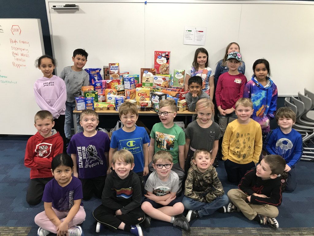 First Graders collected cereal and snacks for The Pierce Country Food Shelf this month. This service project coincides with our Character Education Trait of “Compassion” for December.