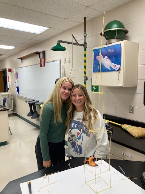 ๐๐ Spaghetti Tower Champions in Mr. Senti's Physics Class! ๐๐